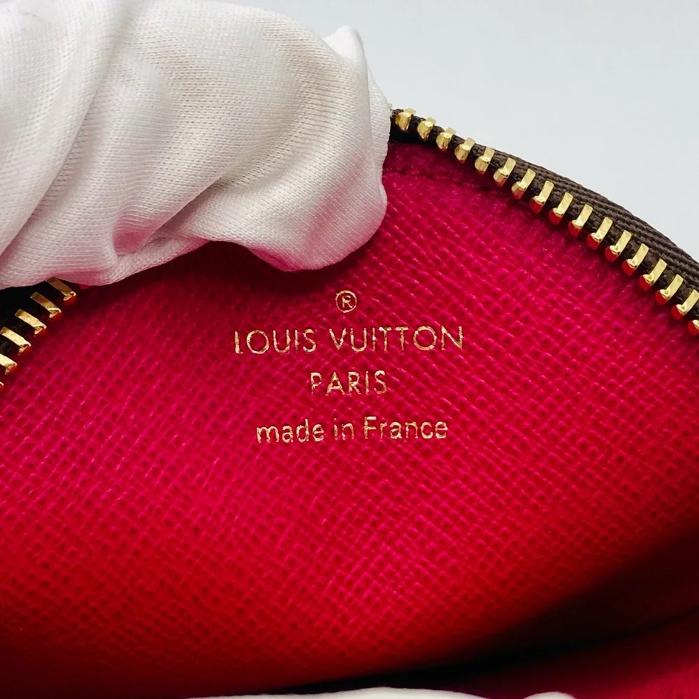 EUC Louis Vuitton 2018 Christmas Animation Porte Monnaie Round Coin Purse - Picture 12 of 15